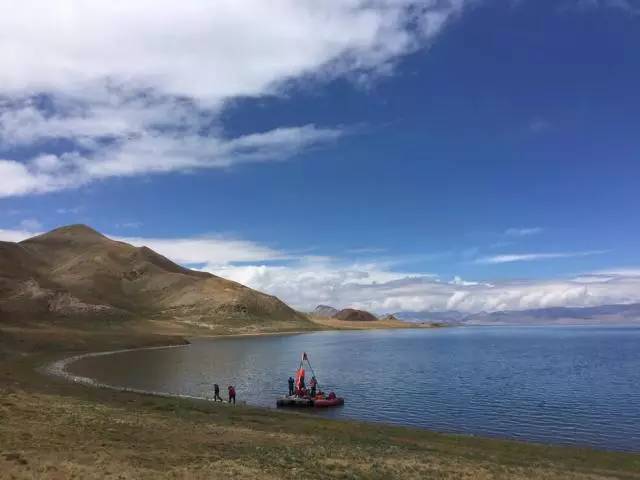 湖底泥巴的大秘密