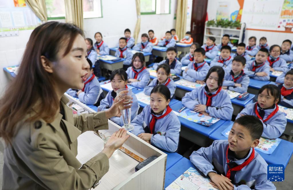 爱水护水 迎世界水日