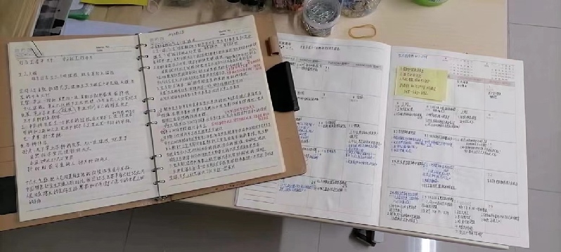Hi，科研助理｜林炎丽：十年风雨兼程，守护小草长成
