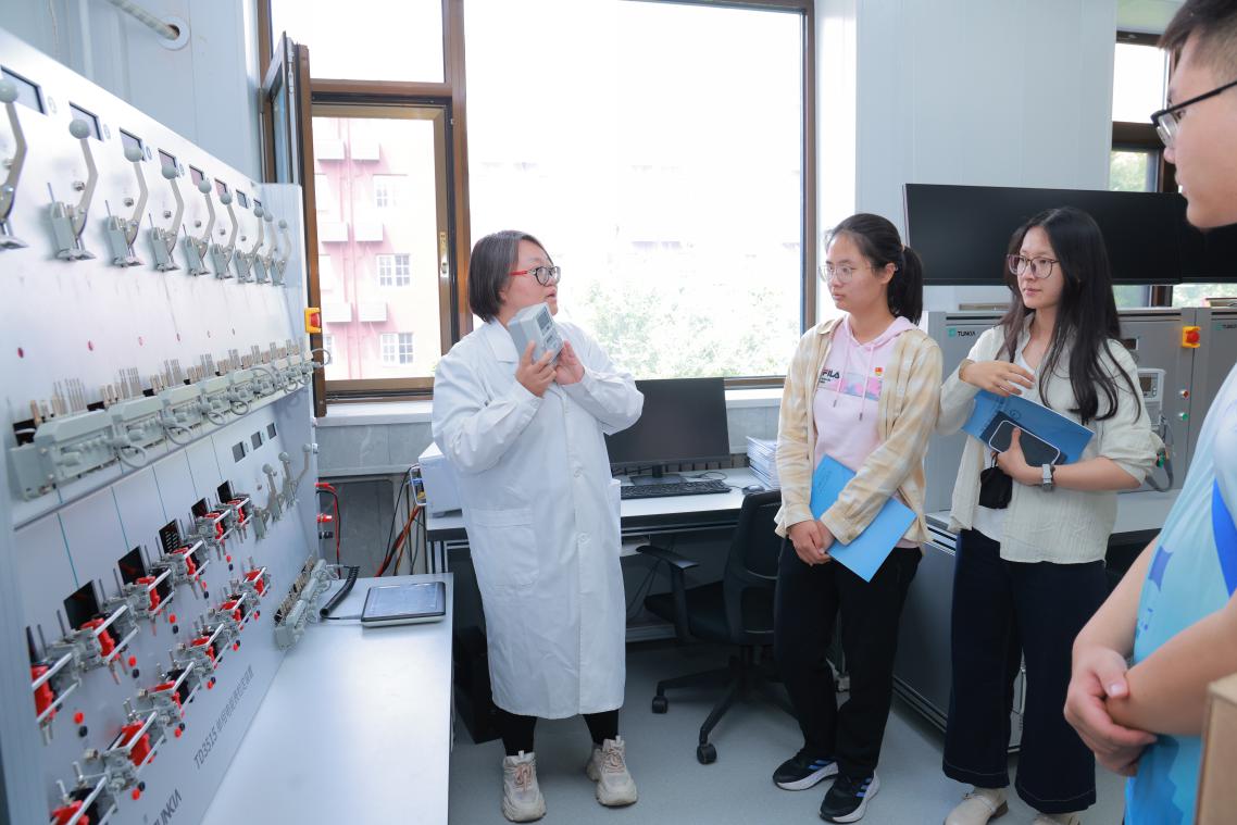 北京市计量检测科学研究院开展“世界计量日”实验室开放日活动