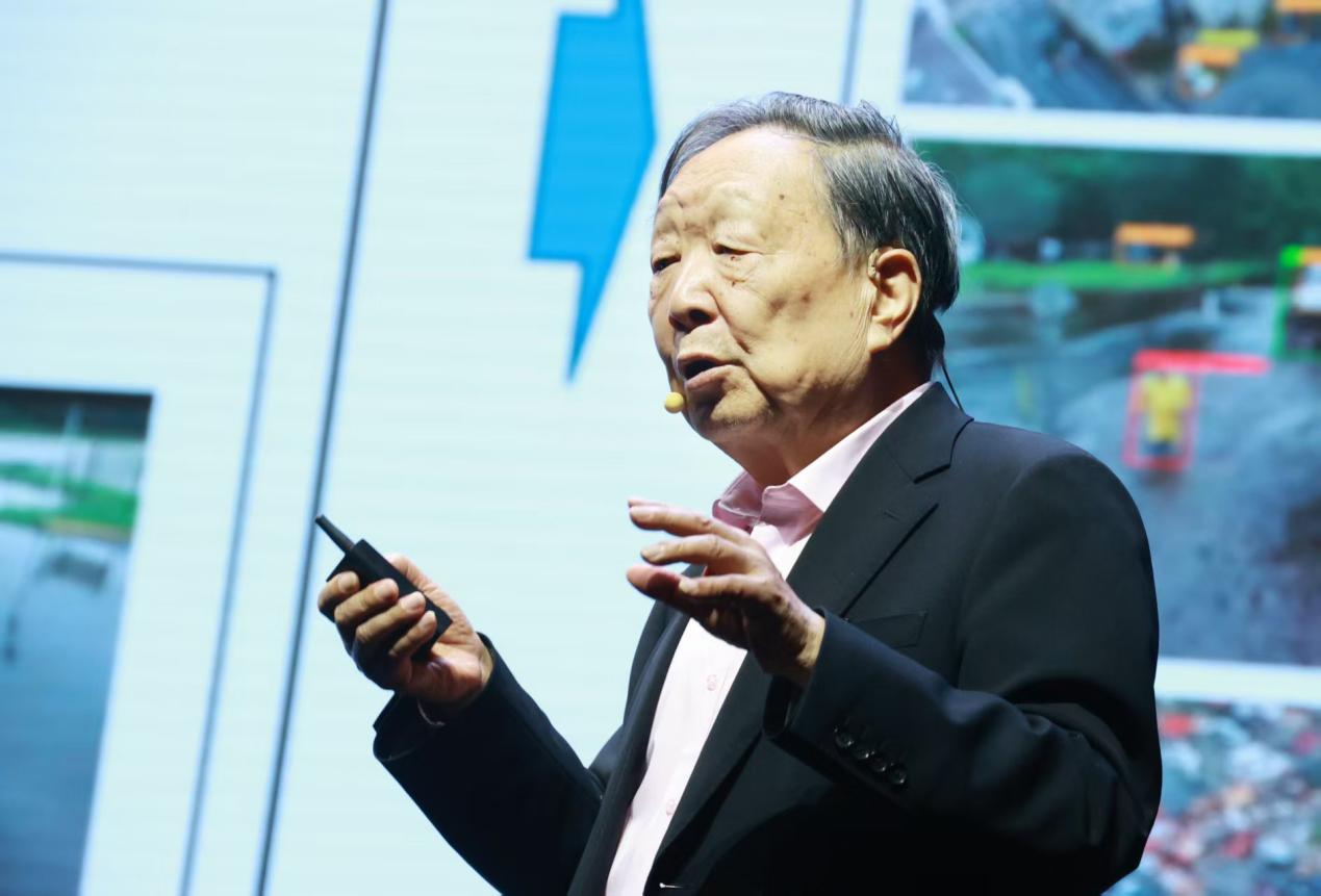 院士专家走进国防科技大学，共绘科技强军蓝图