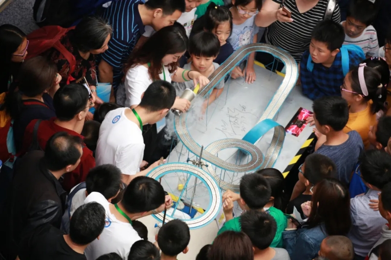 星辰闪耀时丨做有温度、有深度的科学家“传播经纪人” 星辰闪耀时丨做有温度、有深度的科学家“传播经纪人”