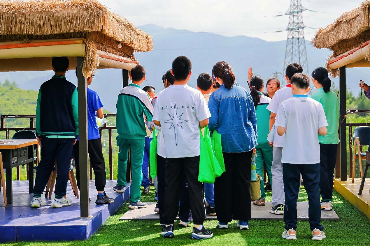 北京市青少年气象英才计划启航