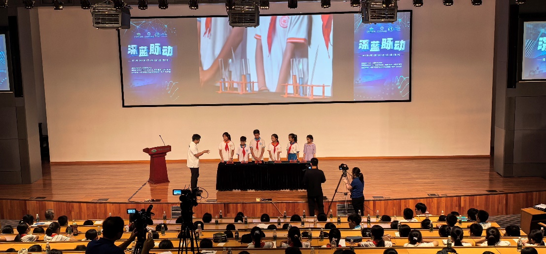 连线“科学”号科考船 中国科技馆开启沉浸式深海探秘公开课