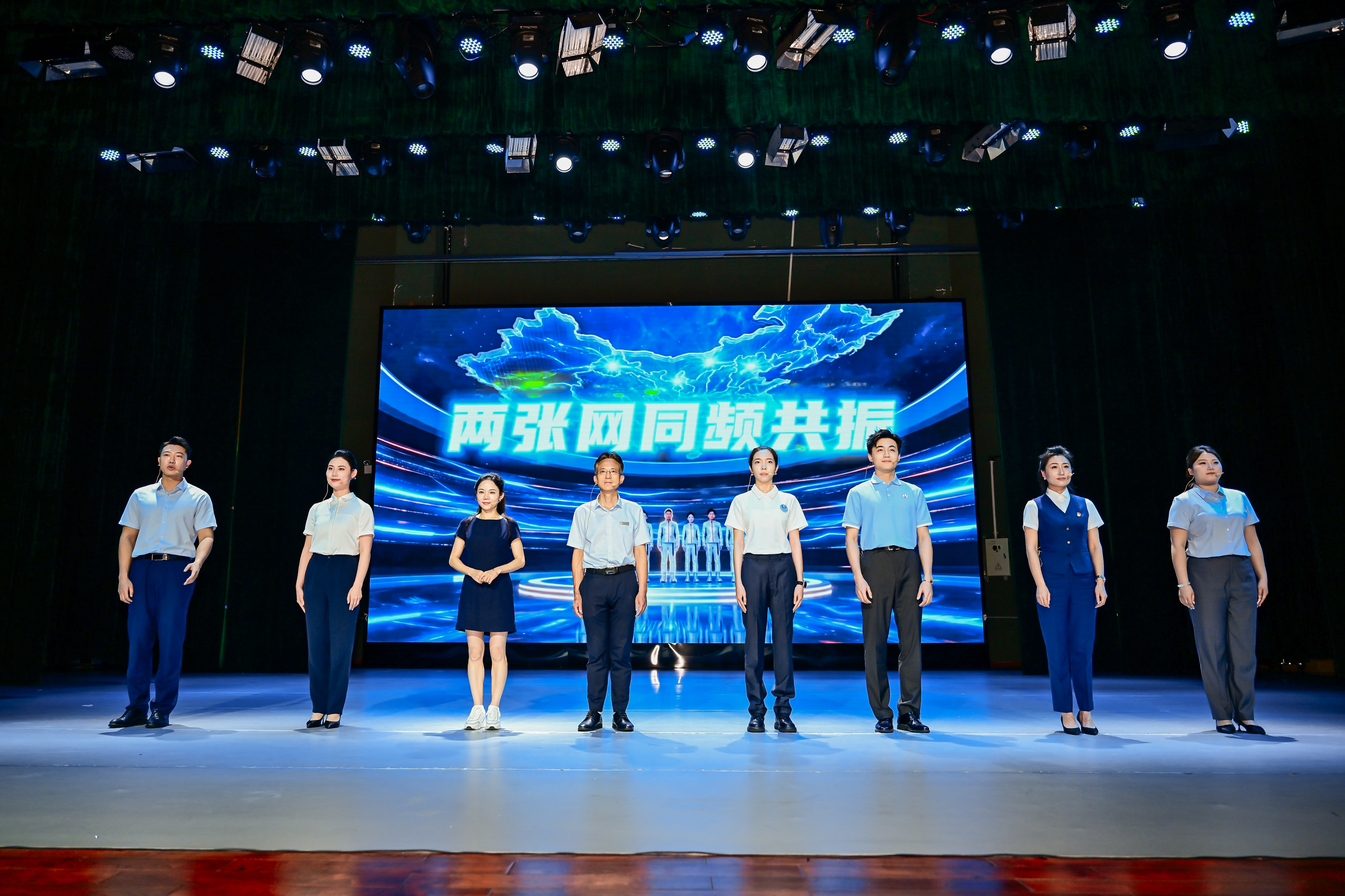 “数字中国”专题科普活动贵阳举办 解锁东数西算数字变革