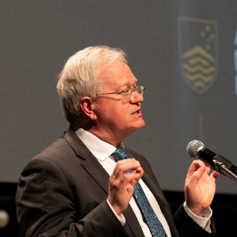 科普中国直播预告｜新视野 新宇宙：对话2011年诺贝尔物理学奖得主