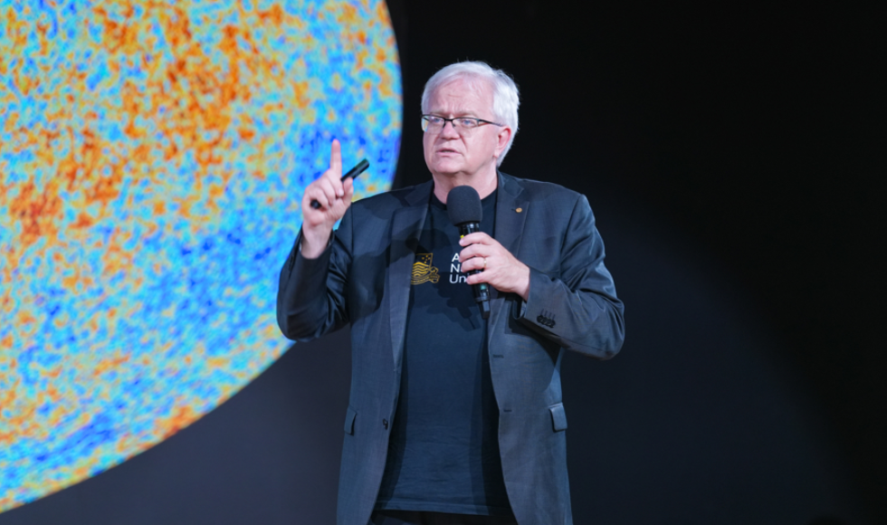 宇宙最终将陷入一片黑暗？诺奖得主深度解读天文学未解之谜